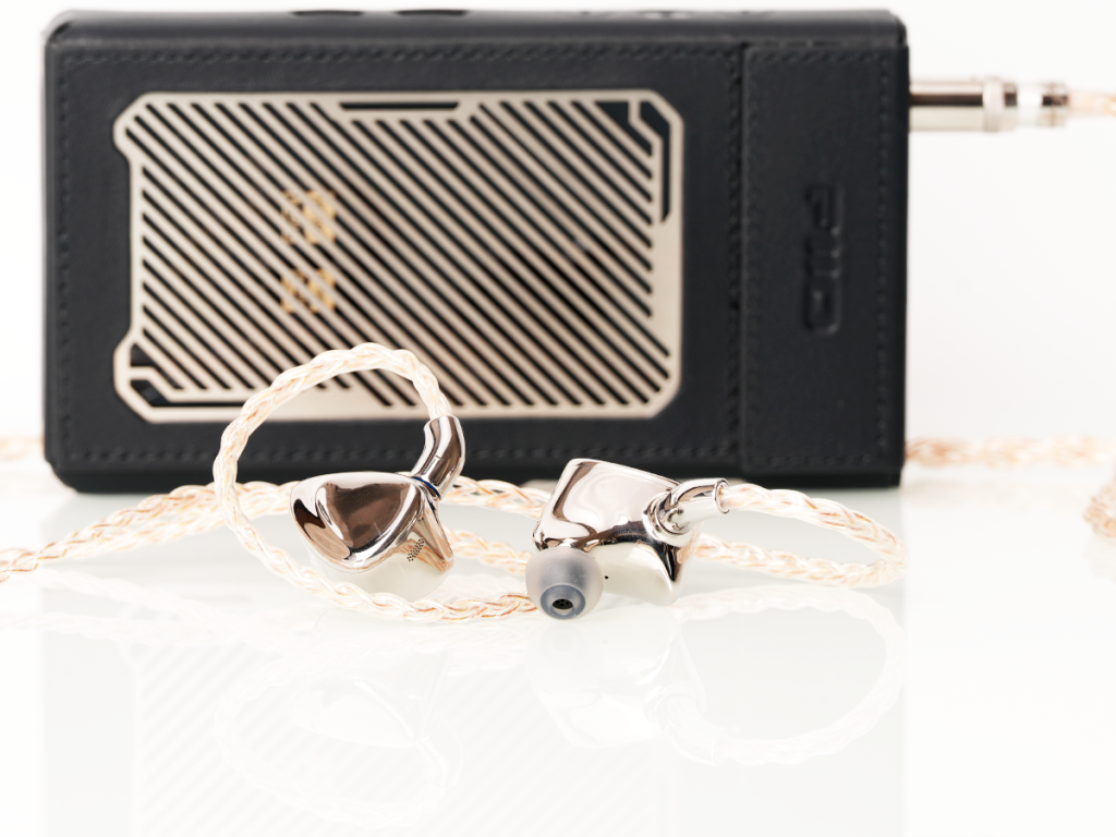 FIIO FX17 Review: Sound Quality, Design and DSP USB-C Plug | Porta-Fi