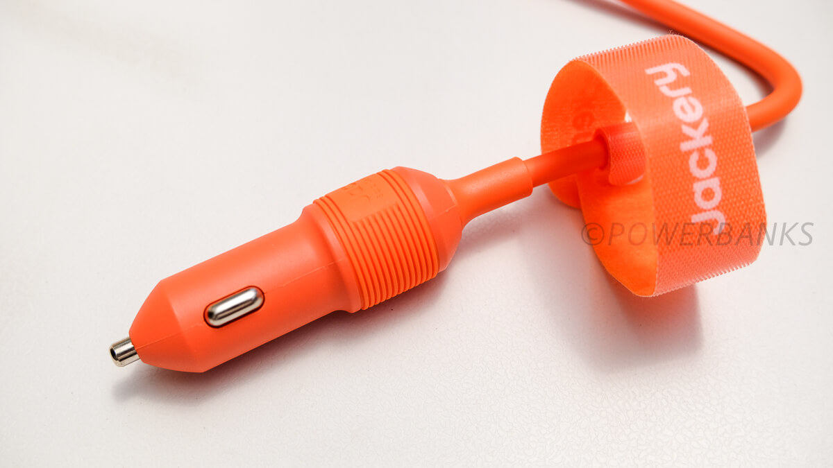 Jackery ポータブル電源をシガーソケット充電する【必要なアダプターと