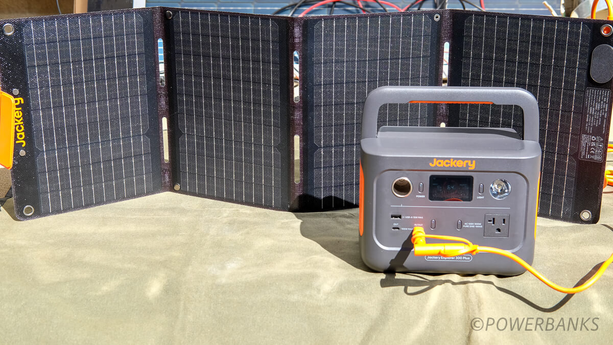 Jackery Solar Generator 300 Plus 40Wミニ コンパクトクラスで最高
