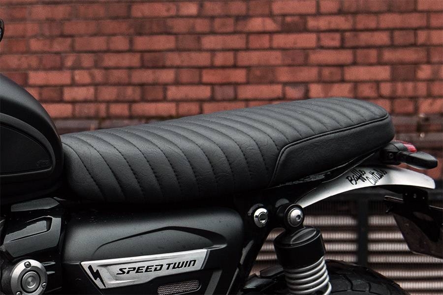 Motone】Triumph スピードツイン1200用 シートが新発売！ | Motone