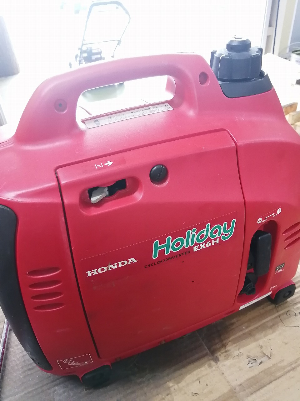 ホンダ発電機EX6 スポンジ部品の経年劣化 ｜修理ブログ｜プラウ PLOW