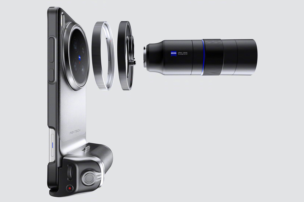 Vivo's next smartphone is getting a zoom lens attachment, too