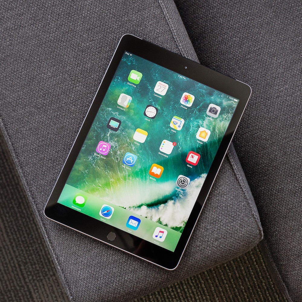 Apple iPad (2017) review: the best feature is the price | The Verge