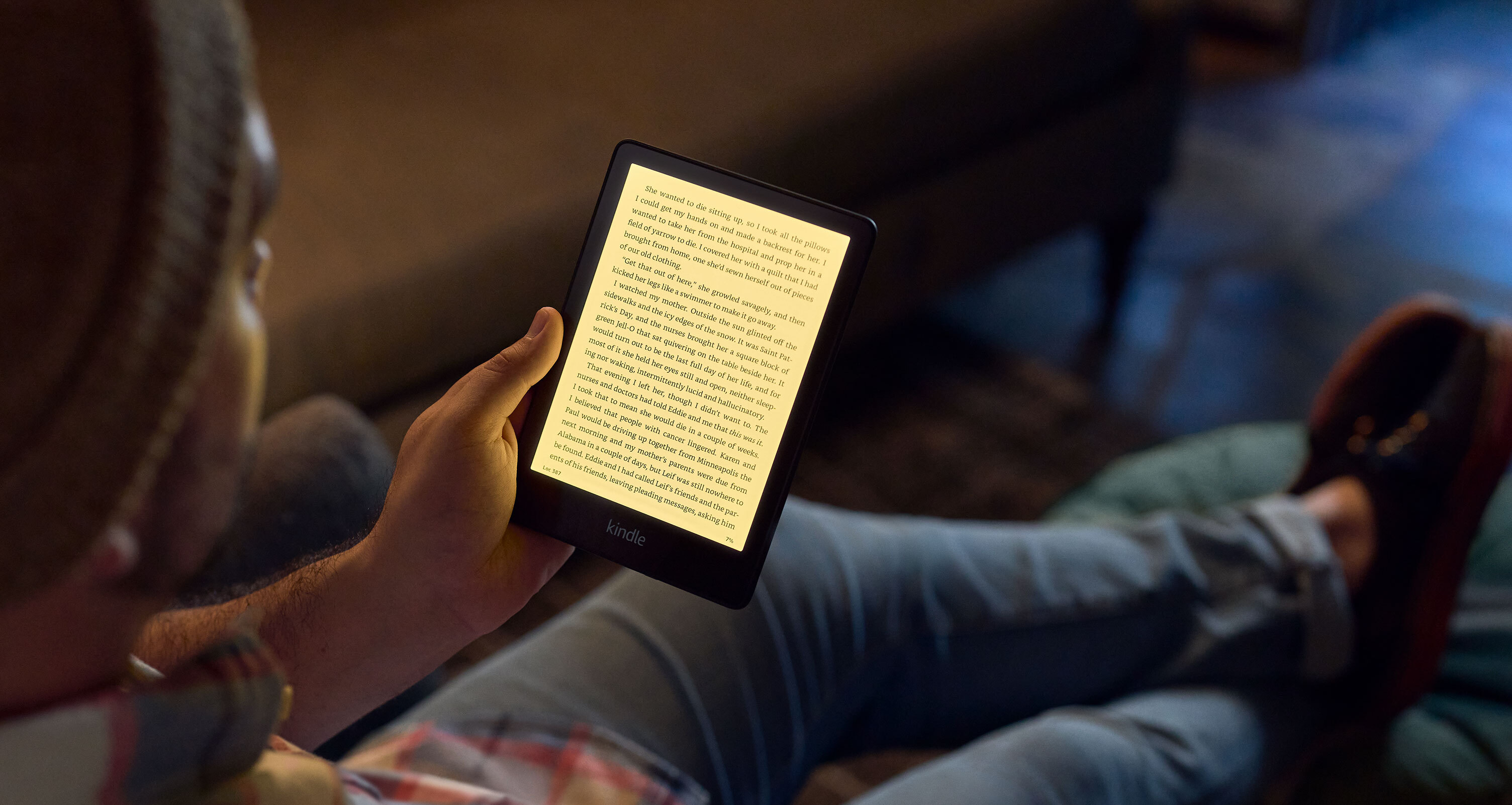 Amazon's new Kindle Paperwhite adds a bigger screen, longer