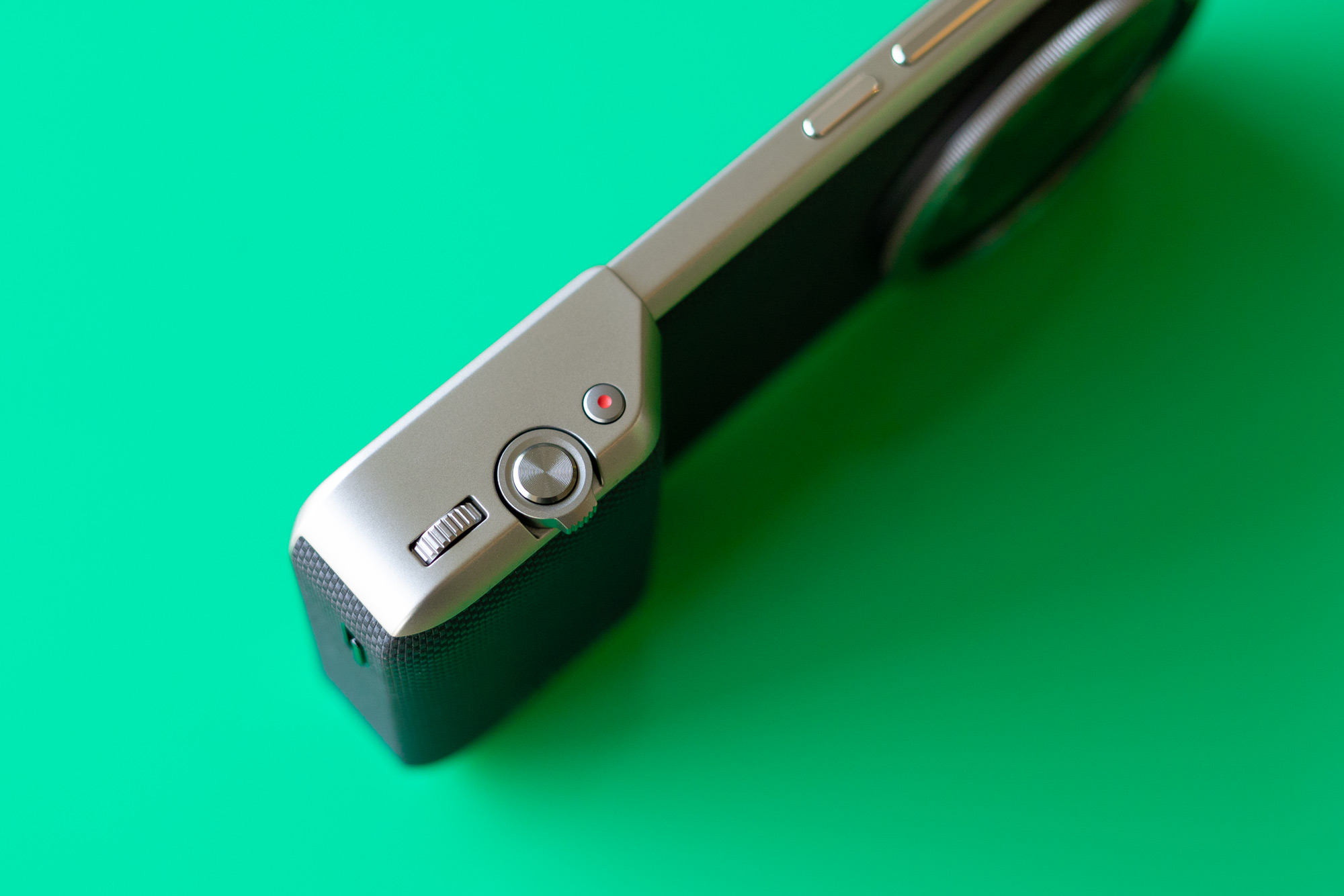 The Xiaomi 14 Ultra photography kit is a beaut. | The Verge