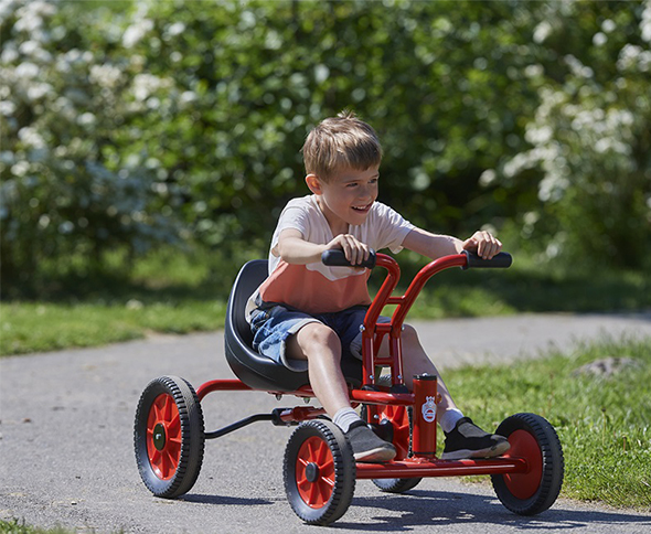 ウィンザー社の乗用遊具｜教育・保育関係者向けサイトPLAYSCAPE