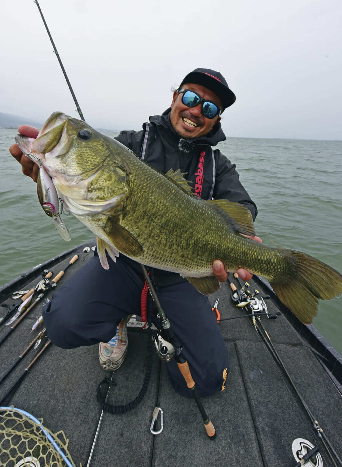 画像 No.1/5] 琵琶湖でバス釣りするならまずは「ガイド」がおススメ
