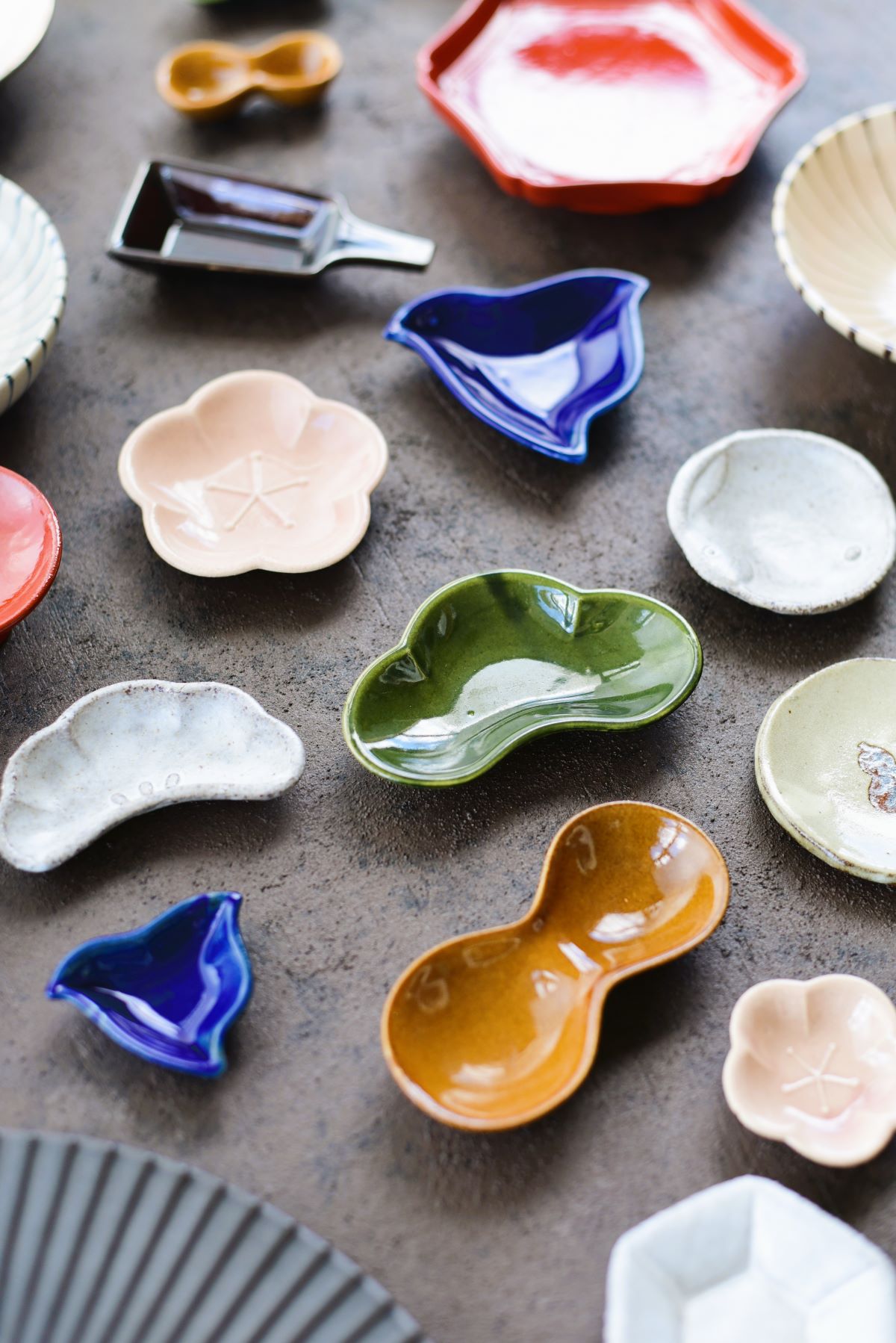 皿・プレート :: 12cm以下 :: 五種縁起皿(松) - マルミツウェブストア