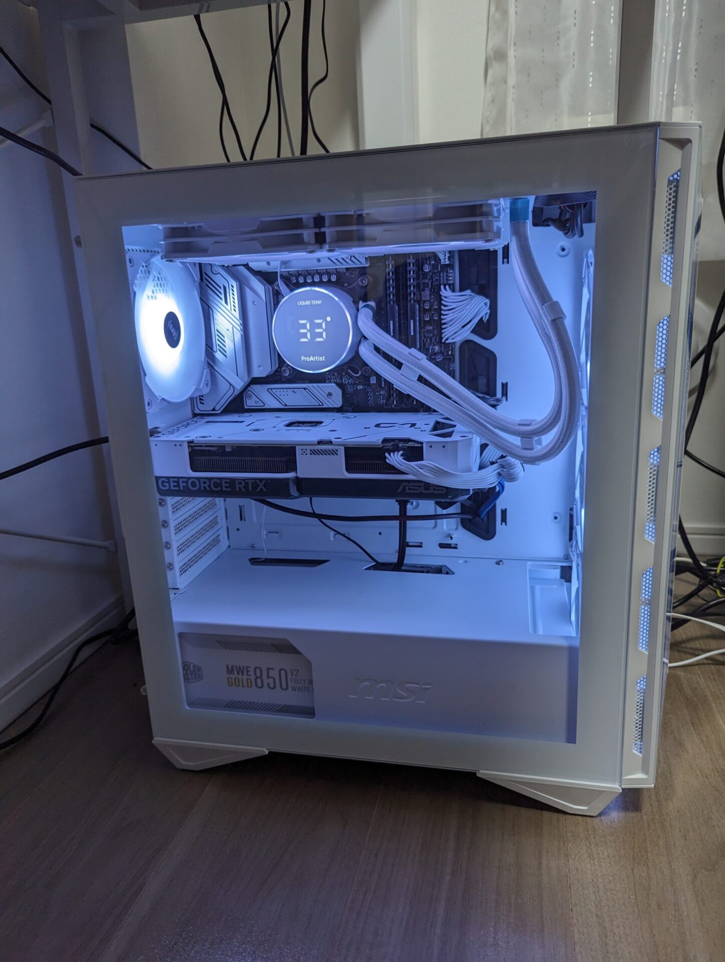 白メインの自作パソコンを作ってみた | Prototype 0.9