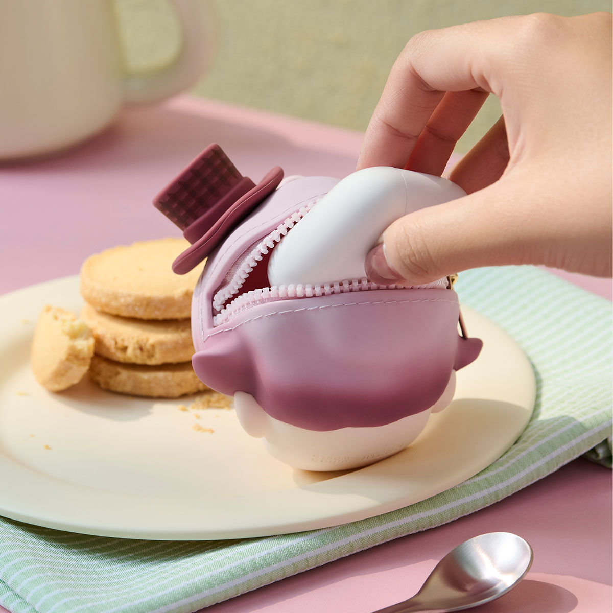 DIMOO Crush on Coffee シリーズ イヤホンケース - POP MART (France)