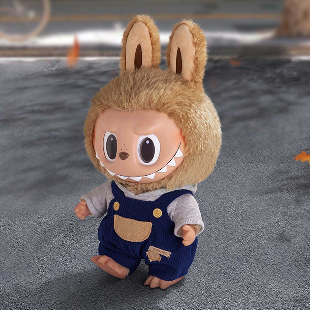 LABUBU Time to Chill-Vinyl Plush Doll - POP MART (Japan)