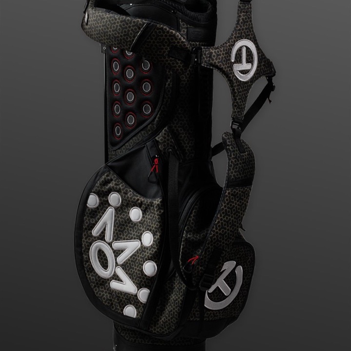 Scotty Cameron 2024 Holiday Six Shooter Pathfinder Bag Same Day