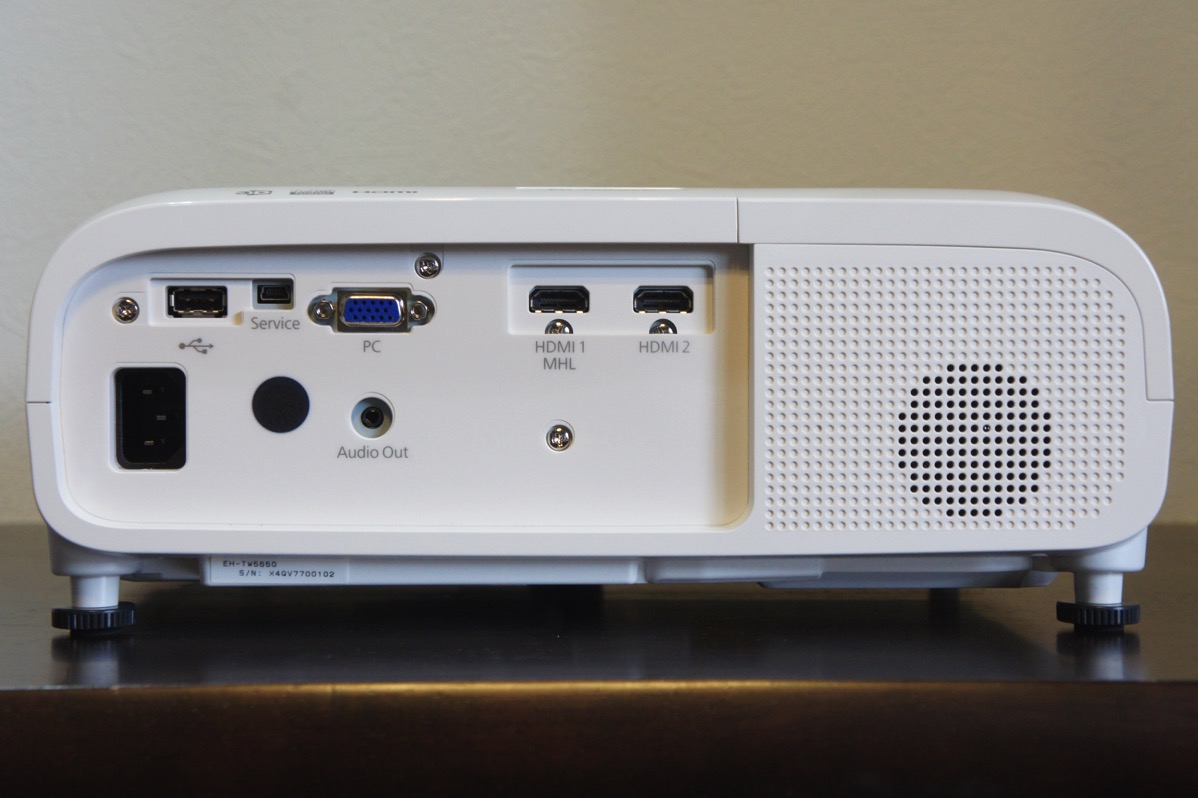 EH-TW5650レビュー 画質と価格のバランスが取れたオススメな一台