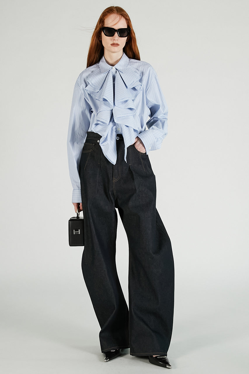 High-waisted Curved Denim - PRE ORDER