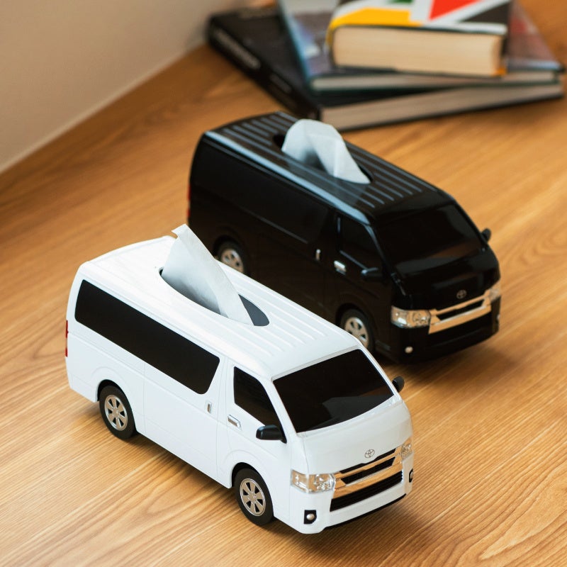 まるで特大ミニカー！ハイエース型ティッシュケースが日本自動車博物館