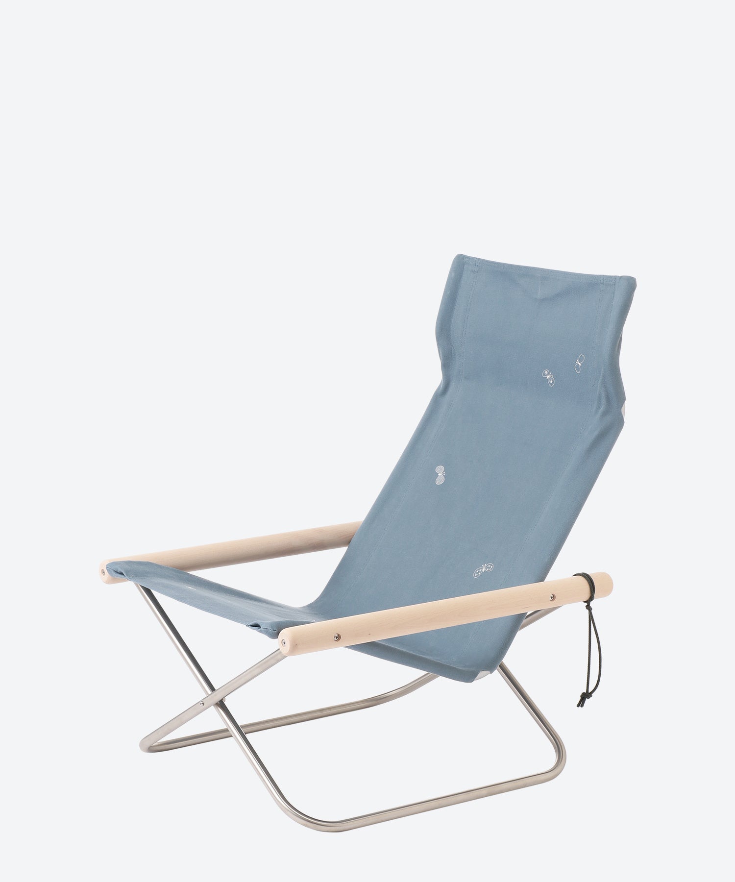 ニーチェアエックスが初のコラボレーション！ミナ ペルホネンと共に