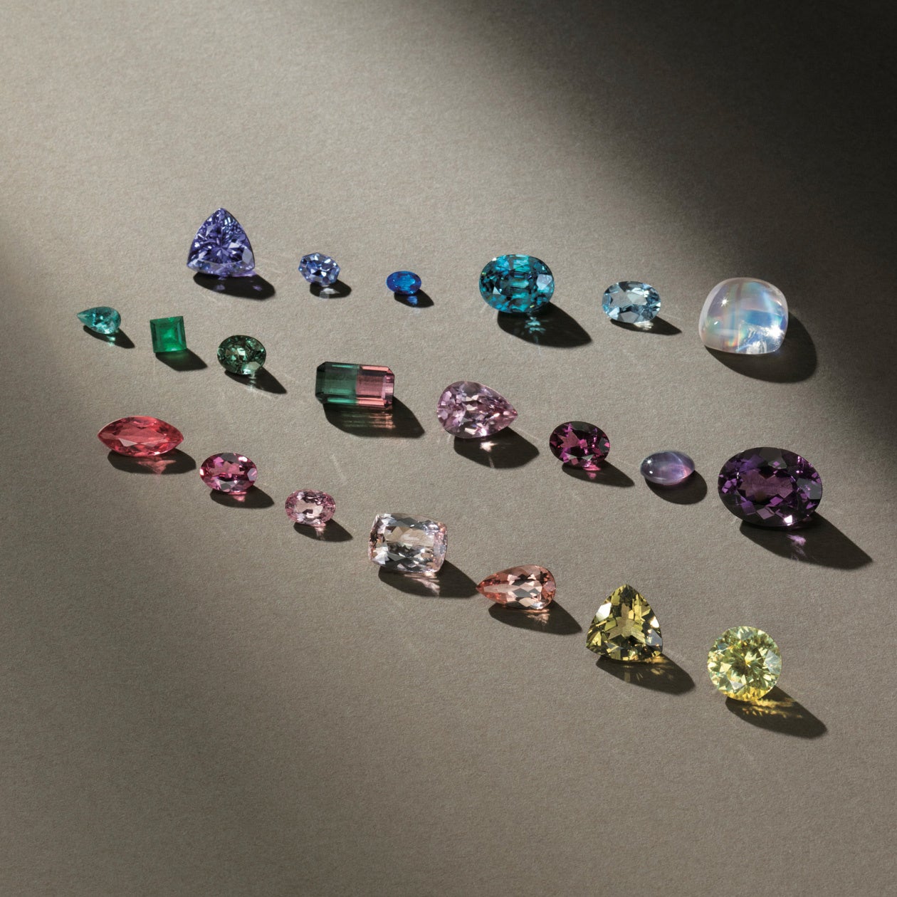 注目の「ラボグロウンの宝石（人工宝石）」を使用したサステナブルな