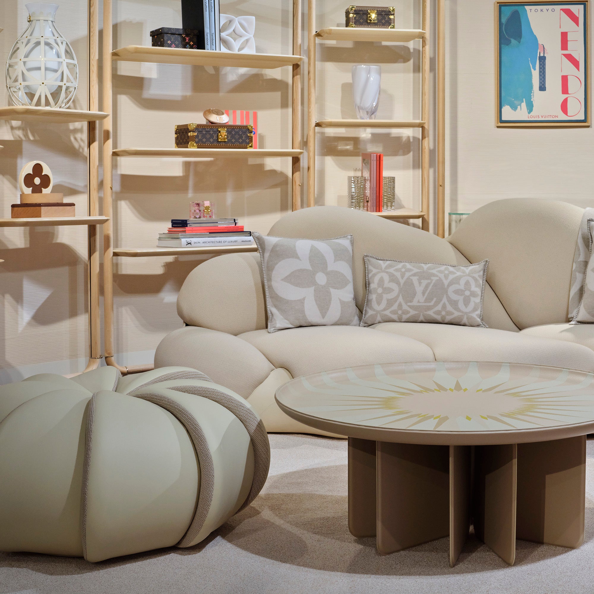 ルイ·ヴィトン】デザイン·マイアミ·パリ 2024にて、「ルイ·ヴィトン