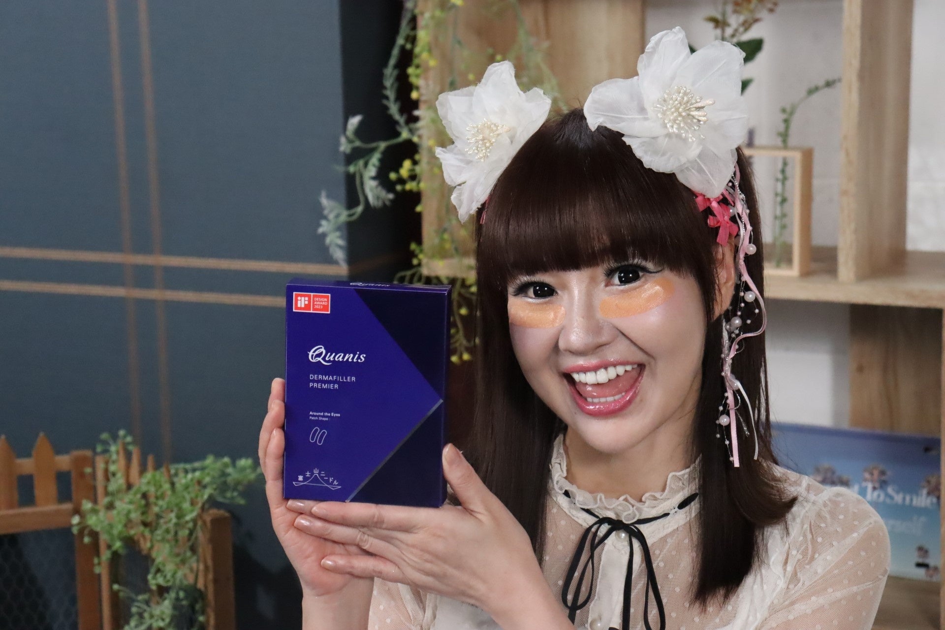 SNSがざわつく奇跡の55歳、別人級ショット必見！！♥さゆりさんが