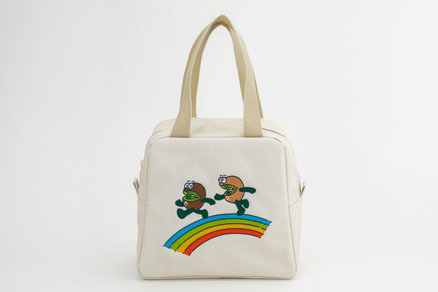 レタスクラブ』2024年8月増刊号は「刺繍がかわいい ゼスプリ キウイ