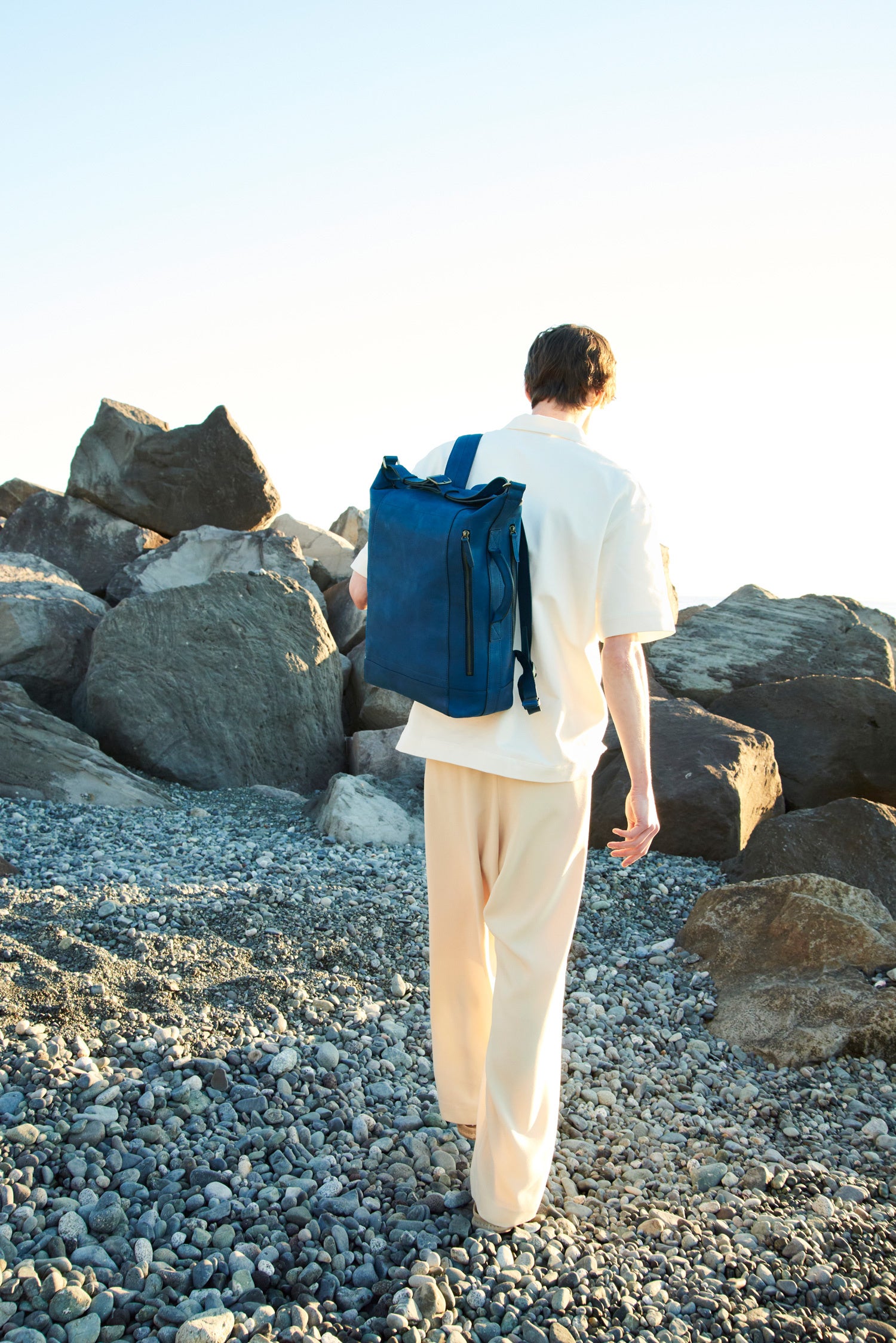 こなれ感を添えるヴィンテージライクな「ビークル」シリーズに、新作