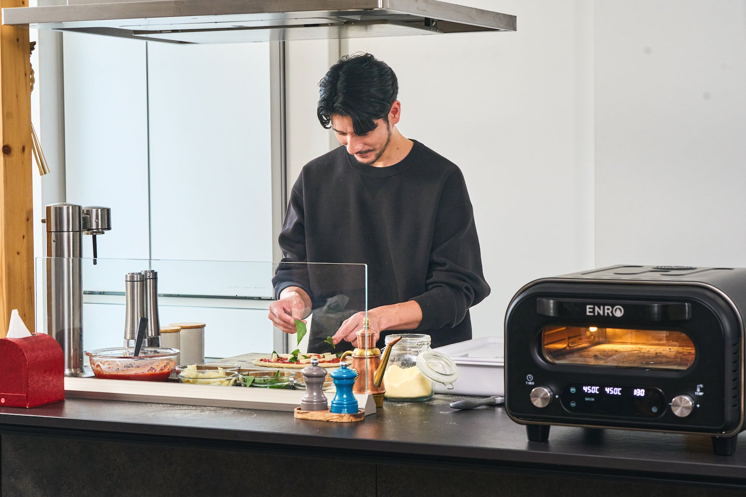 販売開始から24時間経たずに初回入荷分の約1,800台が完売！日本唯一の