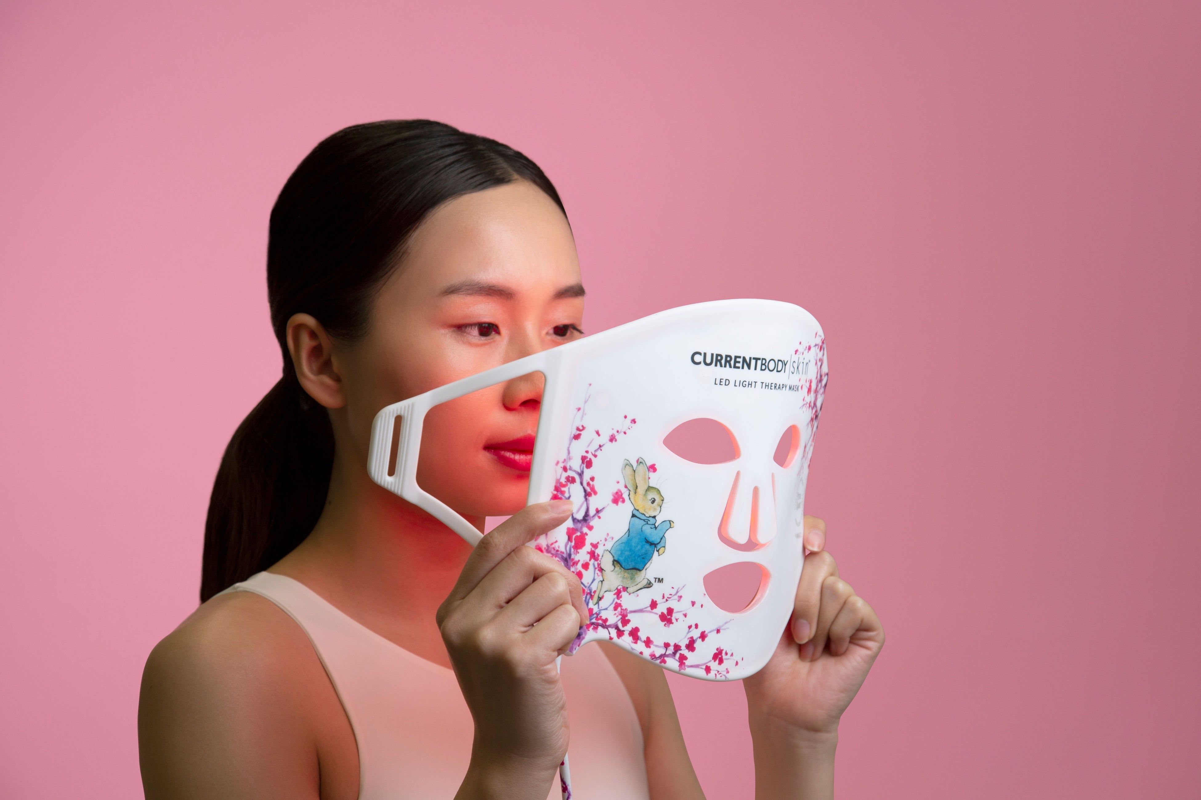 英国発の美容機器ブランドカレントボディ 日本初のホリデー