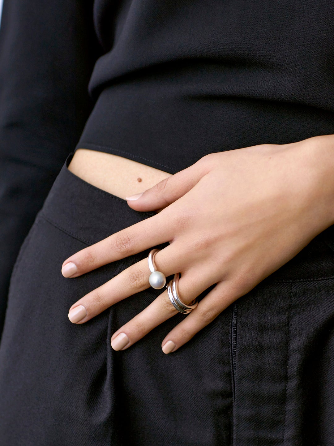 フランス発アルティザナルジュエリー、BLANC IRIS ( ブランイリス )が