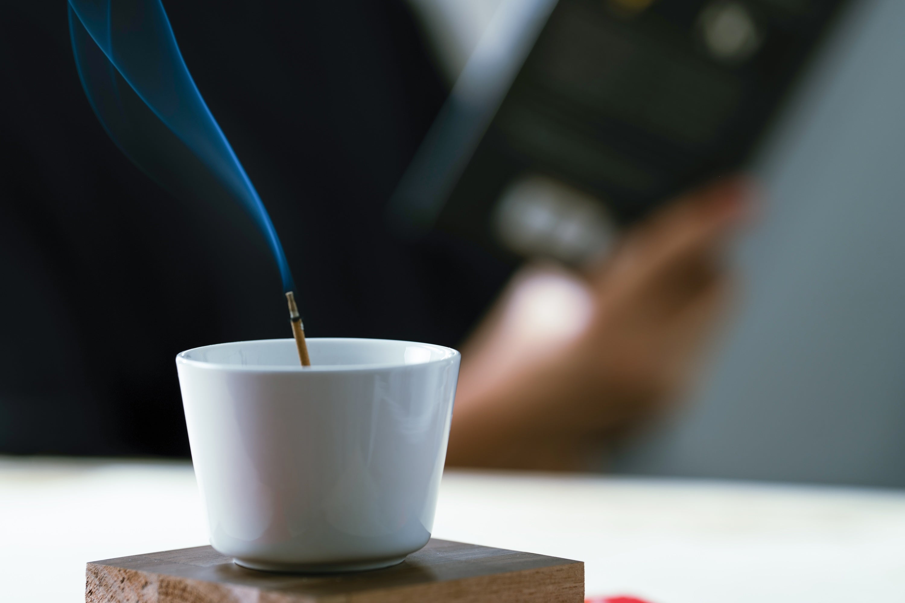 燃え残りのないお香の焚き方を提案！平安時代の調香を再現したお香