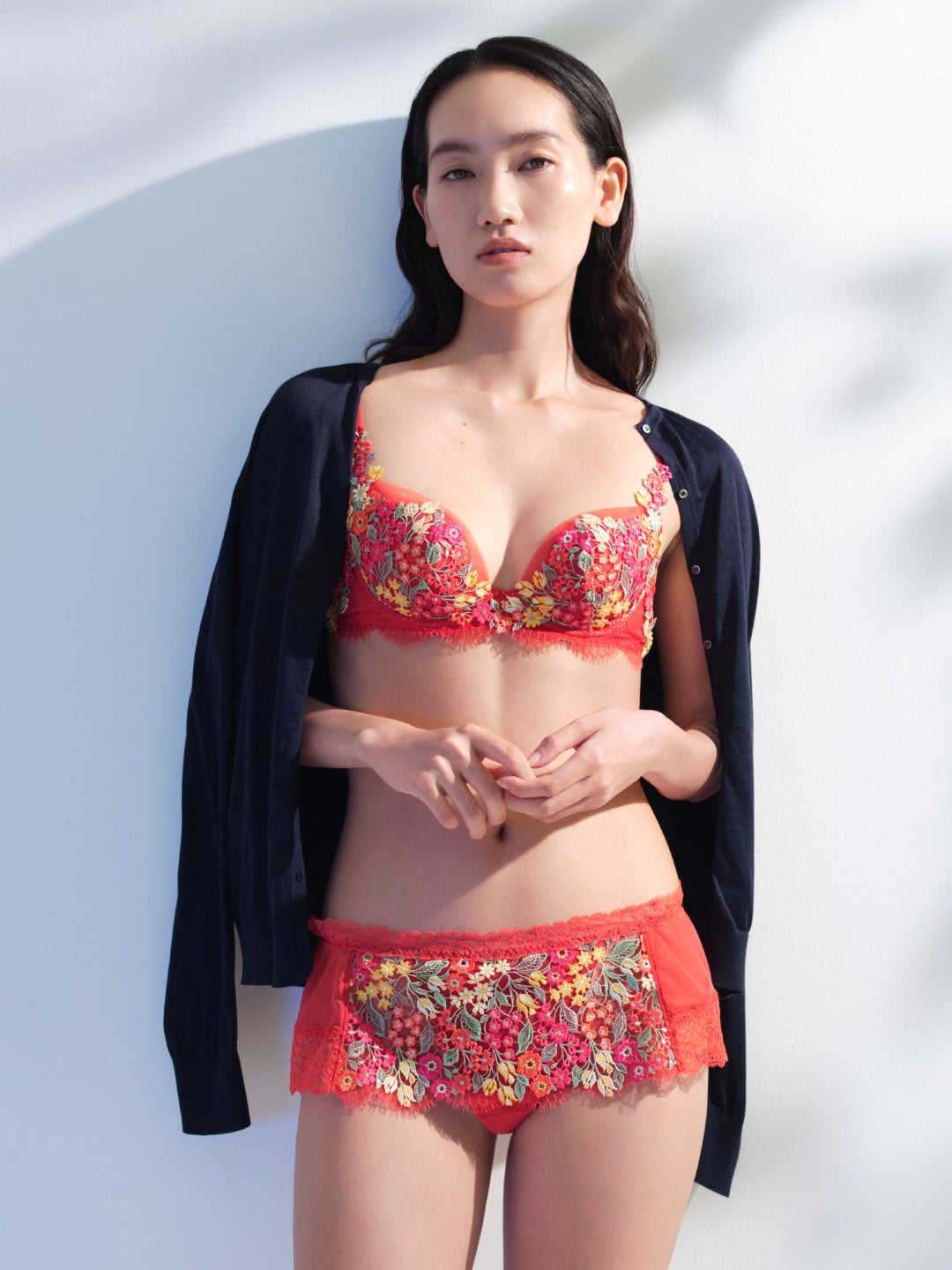 花をまとう時”をテーマに「Yue」から2025年春夏コレクションを発売