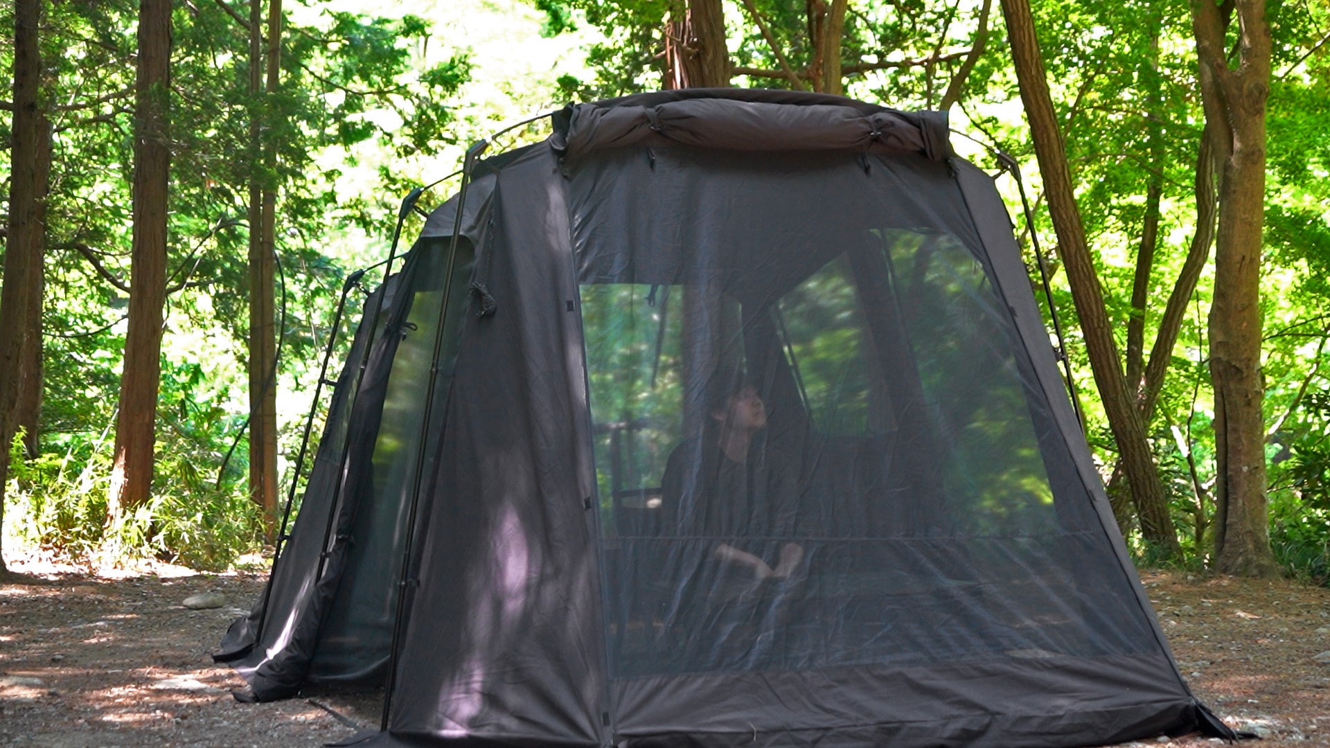 FRGMT 黒 ドーム型テント メッシュ窓付き Amazon | 大型ワンタッチ