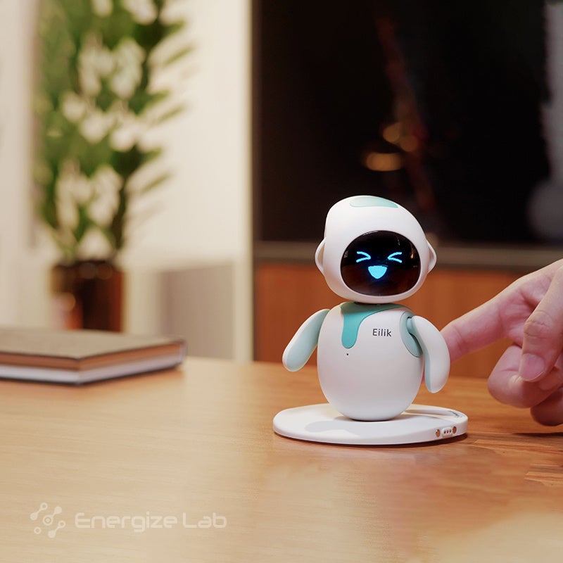 デスクワークの相棒、愛されアイリック–卓上型コンパニオンロボット