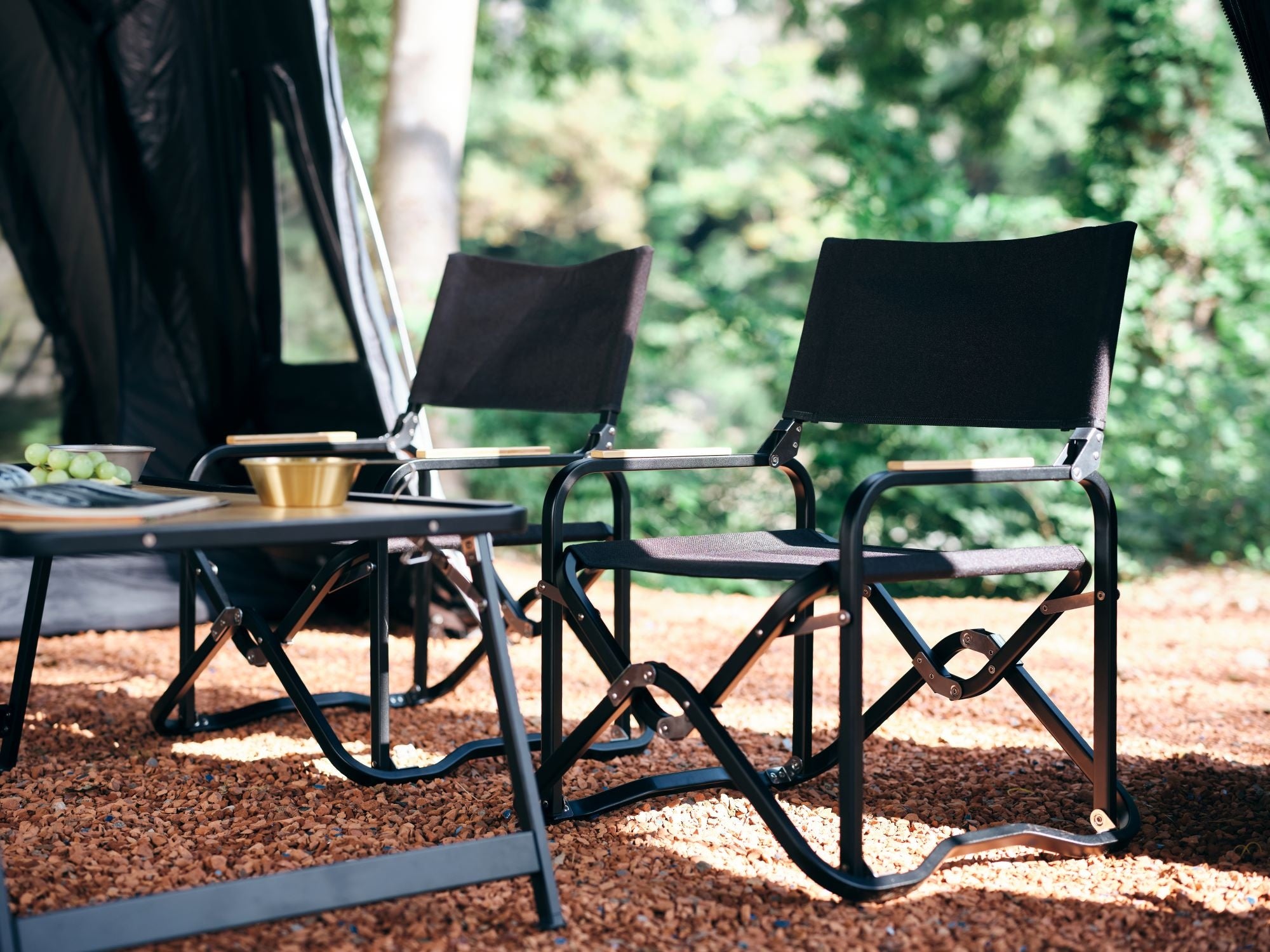 キャンプブランドTOKYO CRAFTSから折りたたみテーブル＆チェア