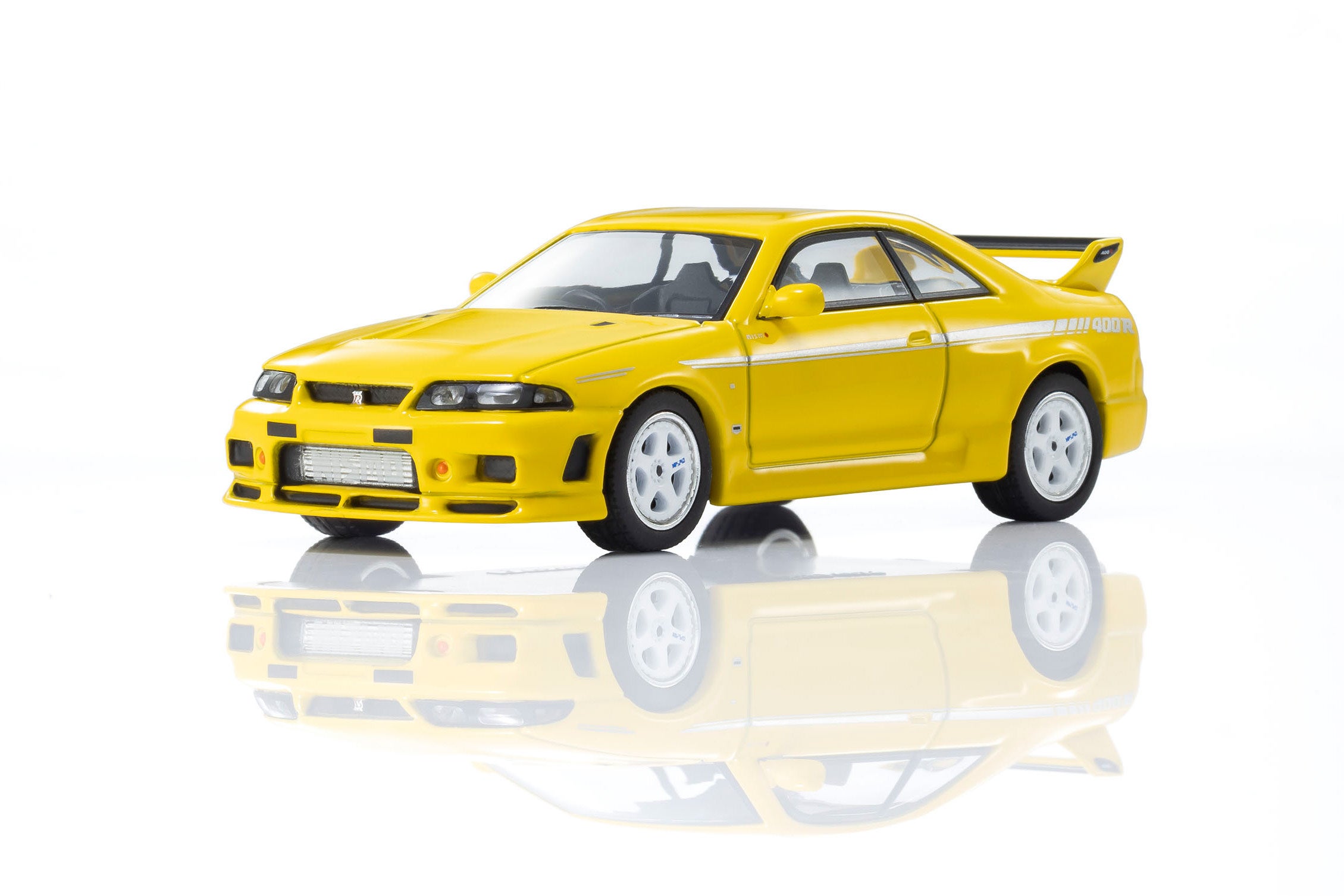 京商】KYOSHO MINI CAR & BOOK 第20弾「NISMO 400R」を発売！ 企業
