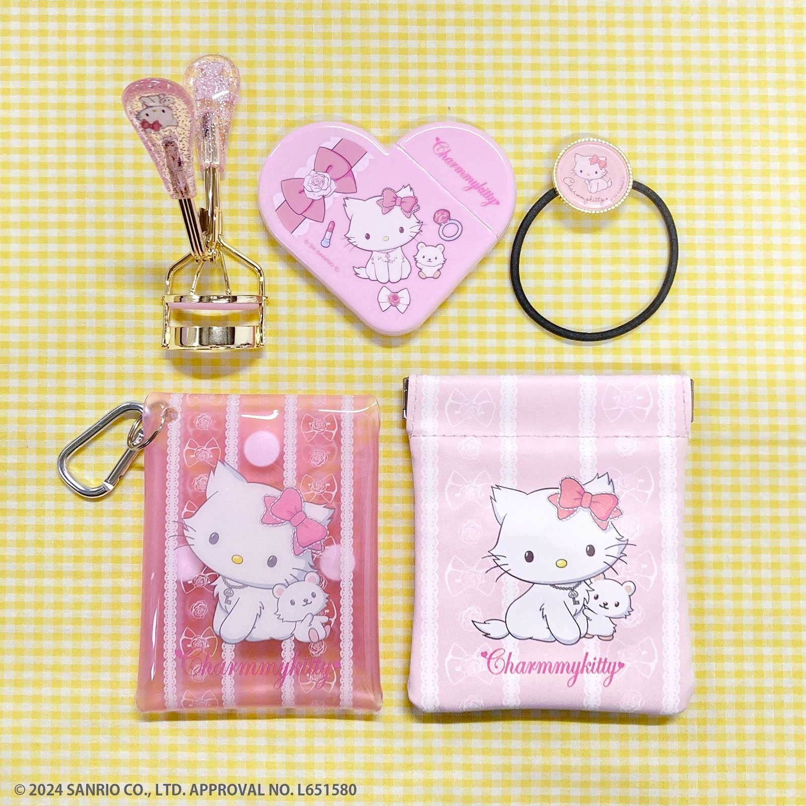 チャーミーキティ」の20周年を記念した平成レトロなコラボアイテムが