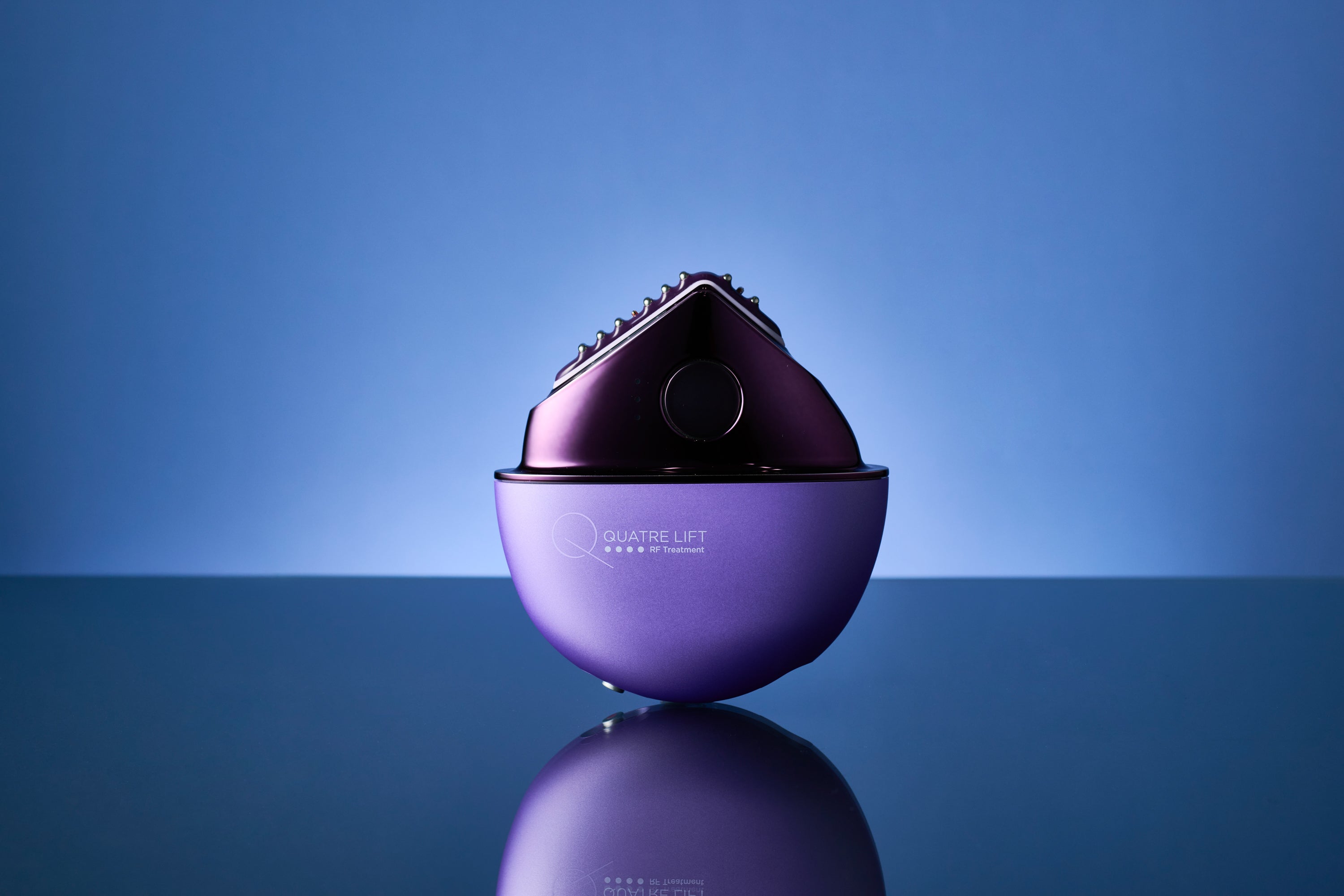 特別価格】美顔器の女王・吉田瑞穂の初著書と「この春、投資すべき美顔