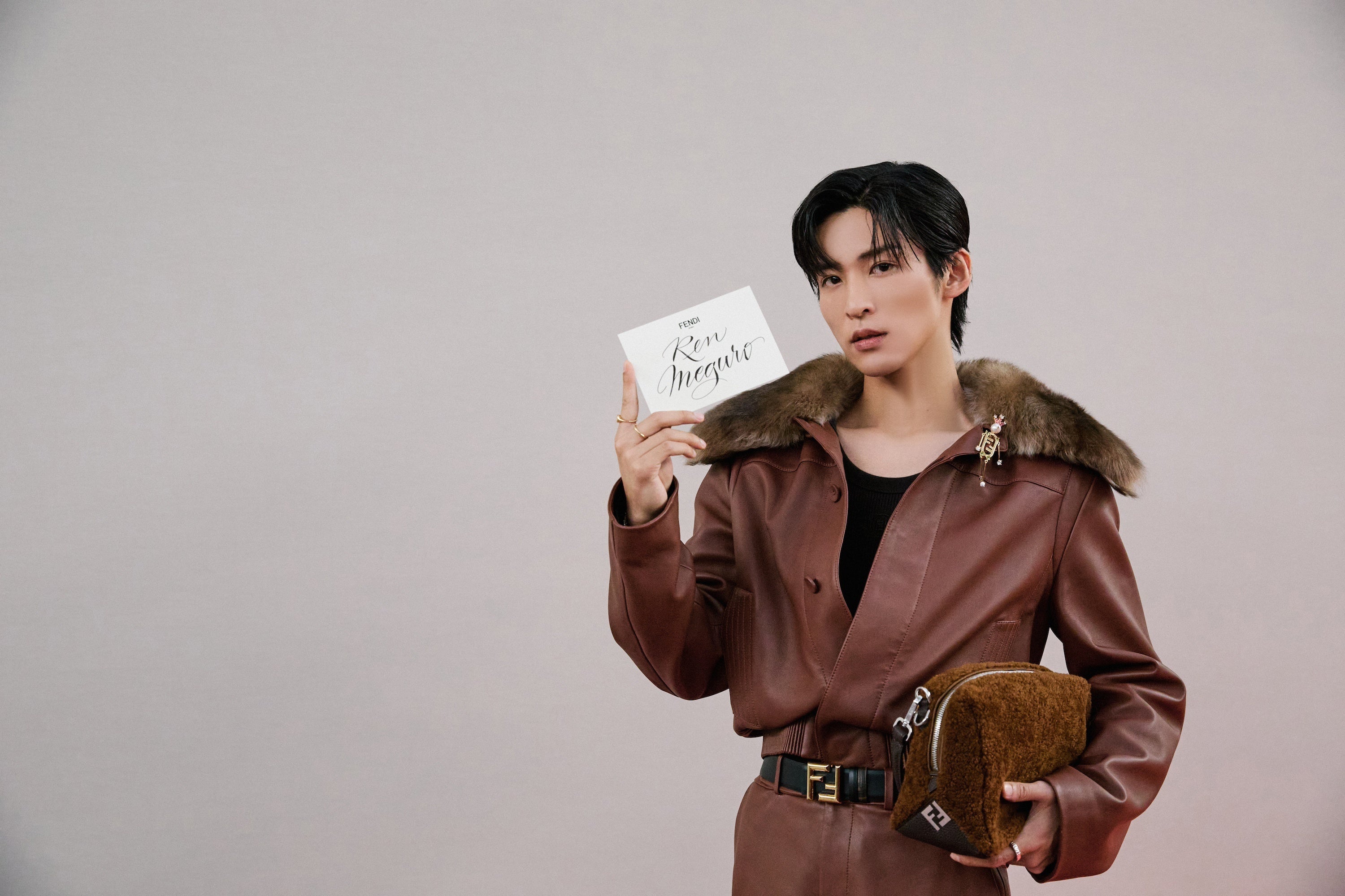 目黒蓮がフェンディ 2026年春夏コレクションのショーに参加、ミラノで