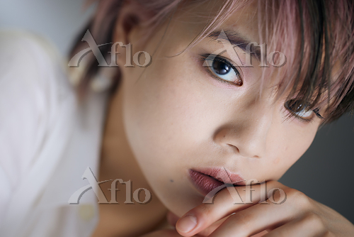 アメリカンアンティーク アルバム入り 女性 ポートレート写真 クールな