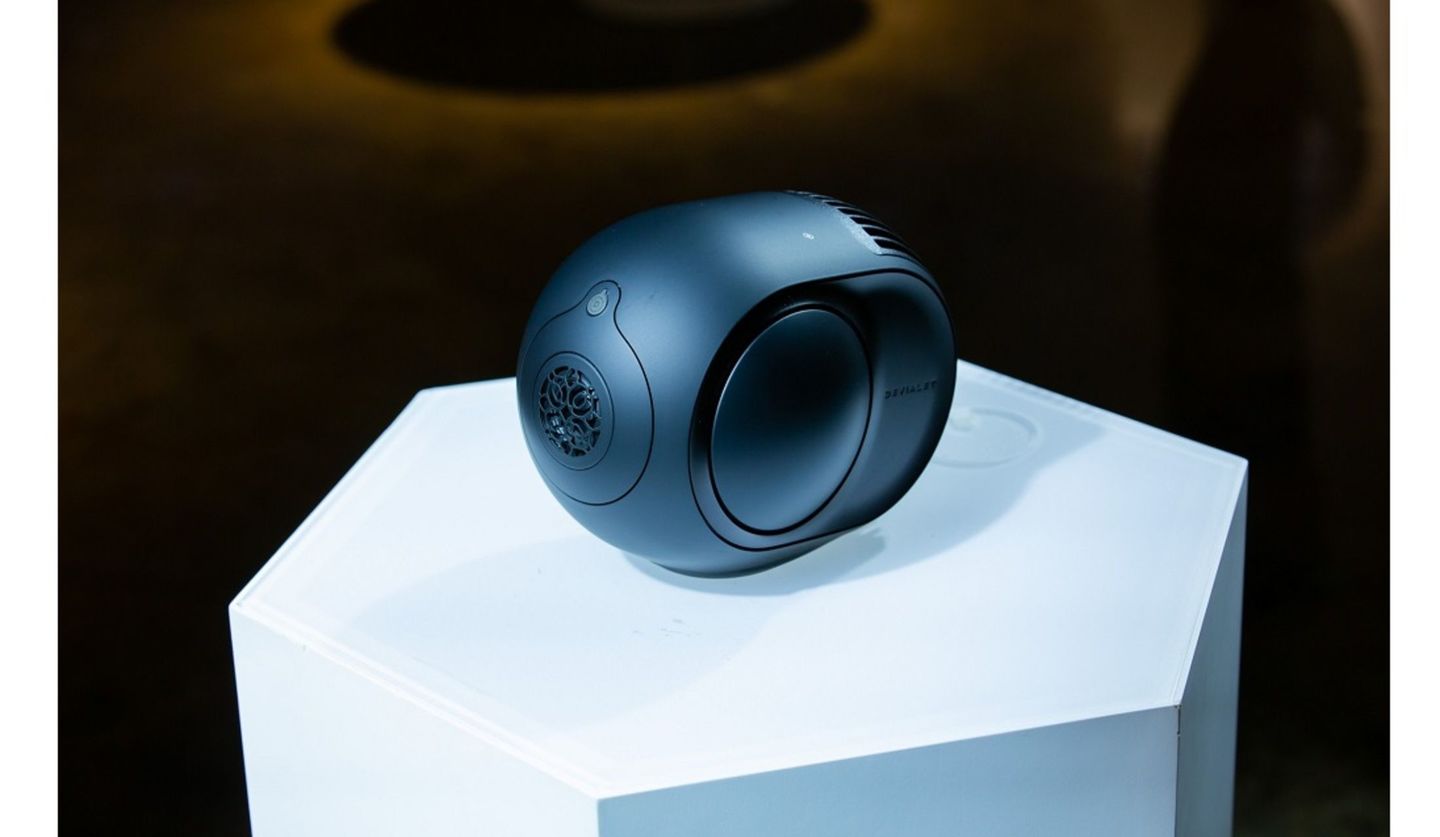 スタイリッシュな住まいに合う！フランスの最高級ワイヤレススピーカー