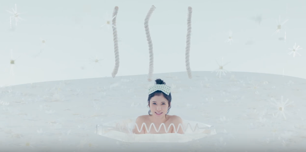 行くぜ、東北。松岡茉優が“冬のごほうび”。雪の温泉で「大人になります