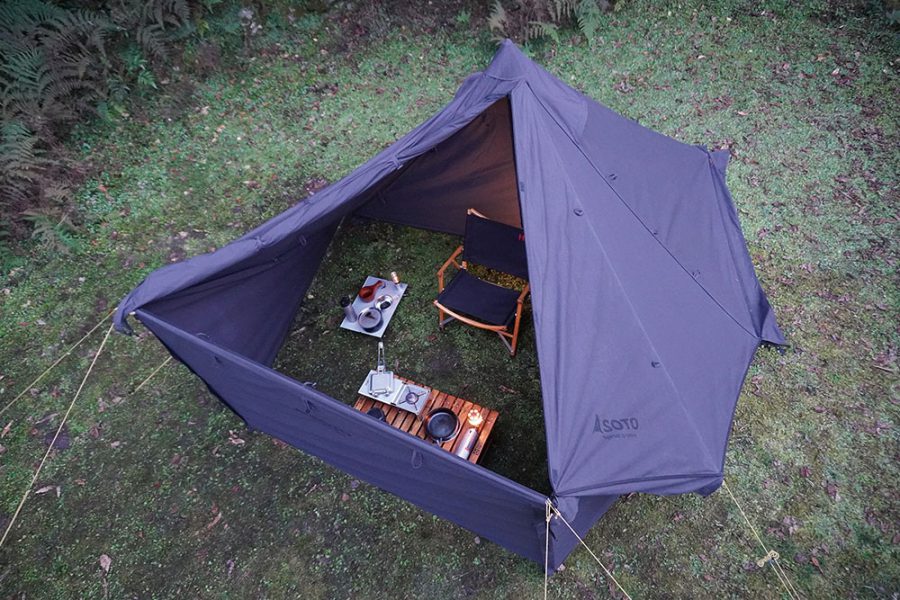 SOTOからブランド初のテントが登場。陣幕もセットになった変幻自在なTC
