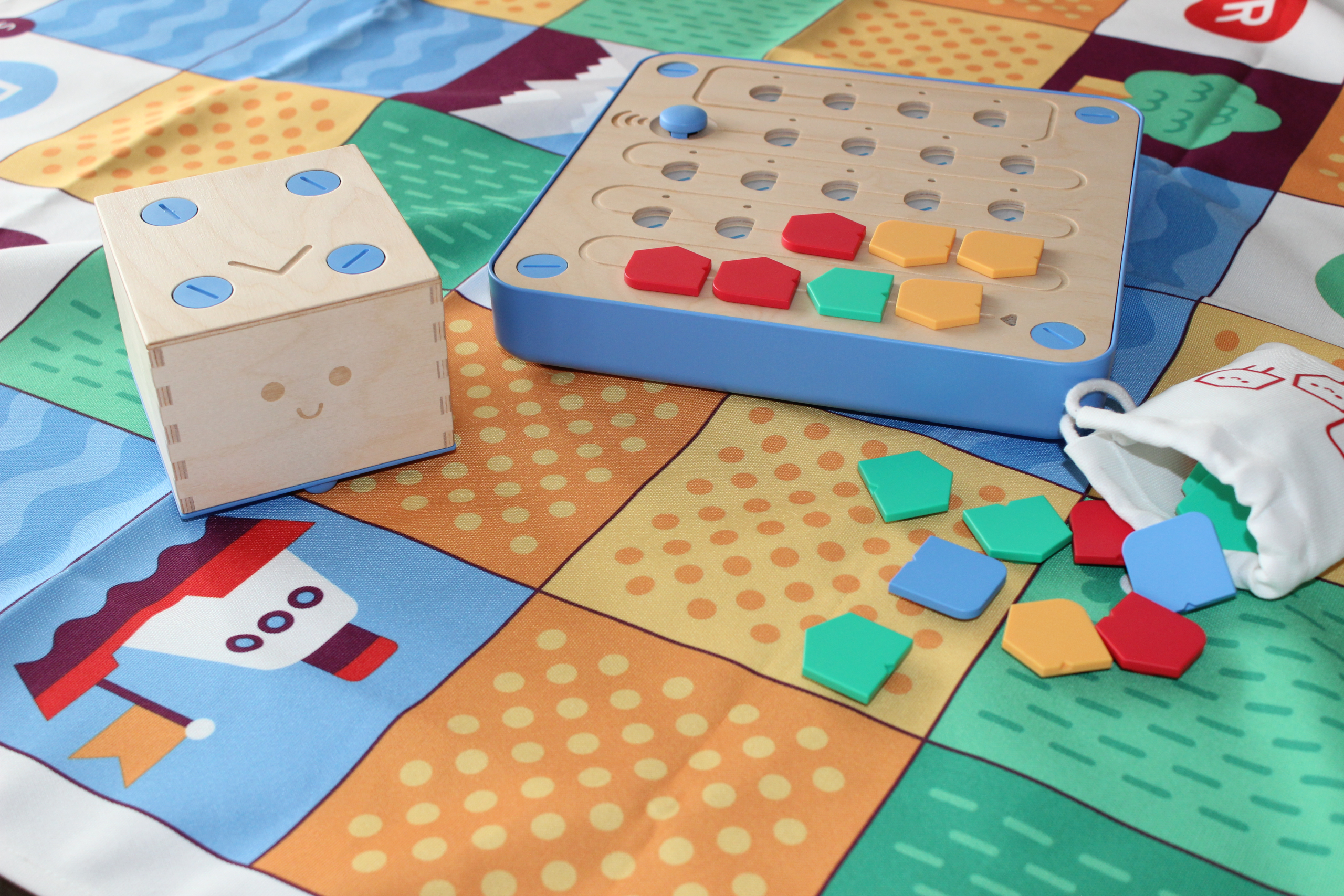 Cubetto+ Playset | Screen-Free Coding Robot for Kids 3+