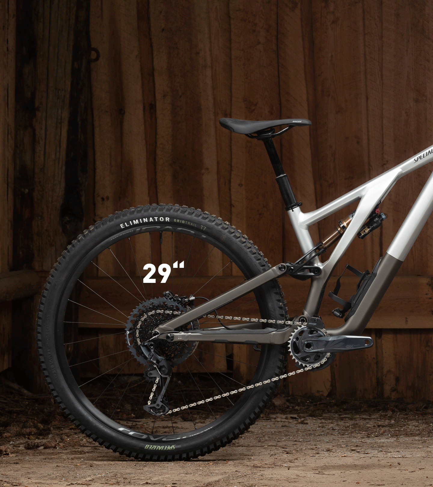 数々の賞を受賞したStumpjumper EVOの性能を全く妥協することなく