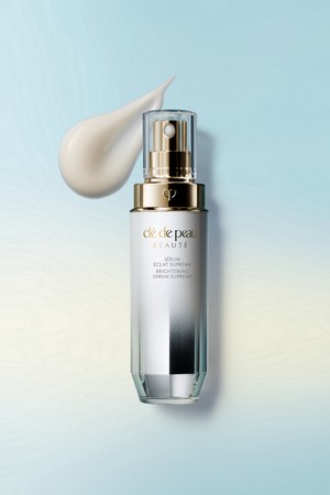 いまこそ未来を展望したい。新ブライトニング美容液、誕生。 クレ・ド