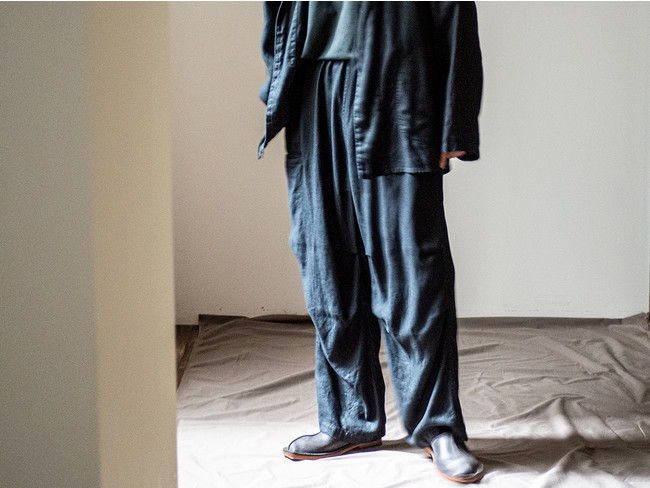 CONFECT(コンフェクト)の根幹を成す「リネン素材」と「ミリタリー