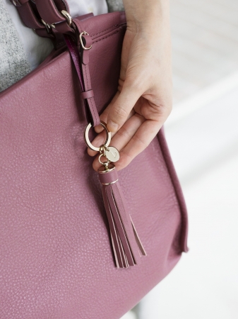 深まる季節に華やかさを添える。ウィメンズ人気シリーズに新型＆秋冬