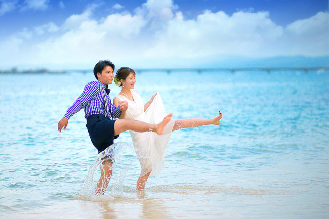 Sun BLUE沖縄】海の中で愛を誓う☆新プラン『トラッシュ・ザ・ドレス