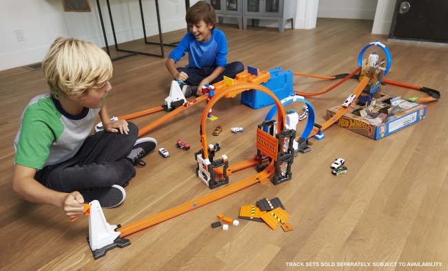 HW トラックビルダー スターターボックス」「HW トラックビルダー