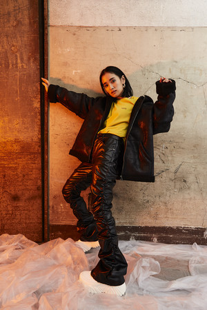 X-girlとE-girls YURINOの第三弾コラボレーションが11月13日(金)に発売