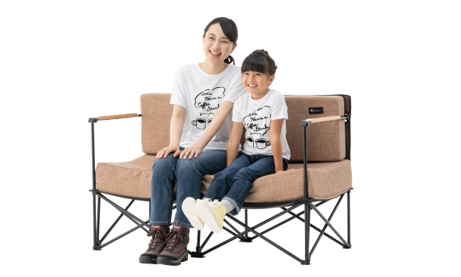 まるでリビングにいるような極上の心地良さのソファ＆アームクッション